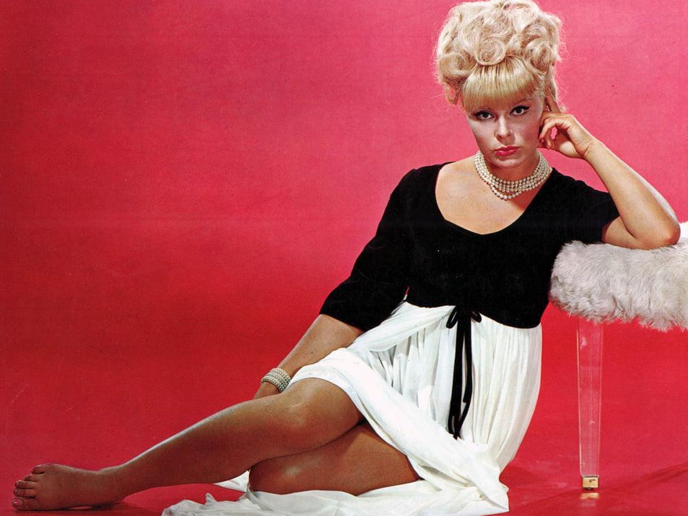 25P Guess these vintage actresses