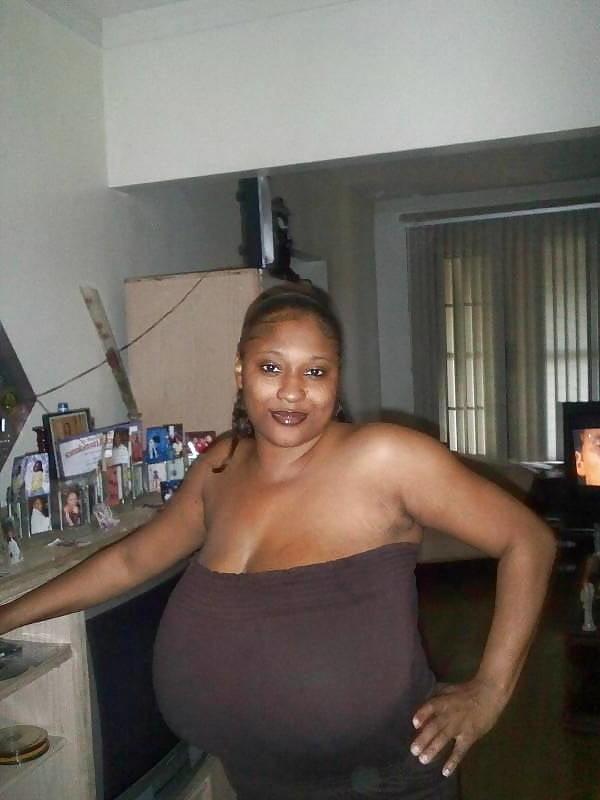 18P Big beautiful tits and ass
