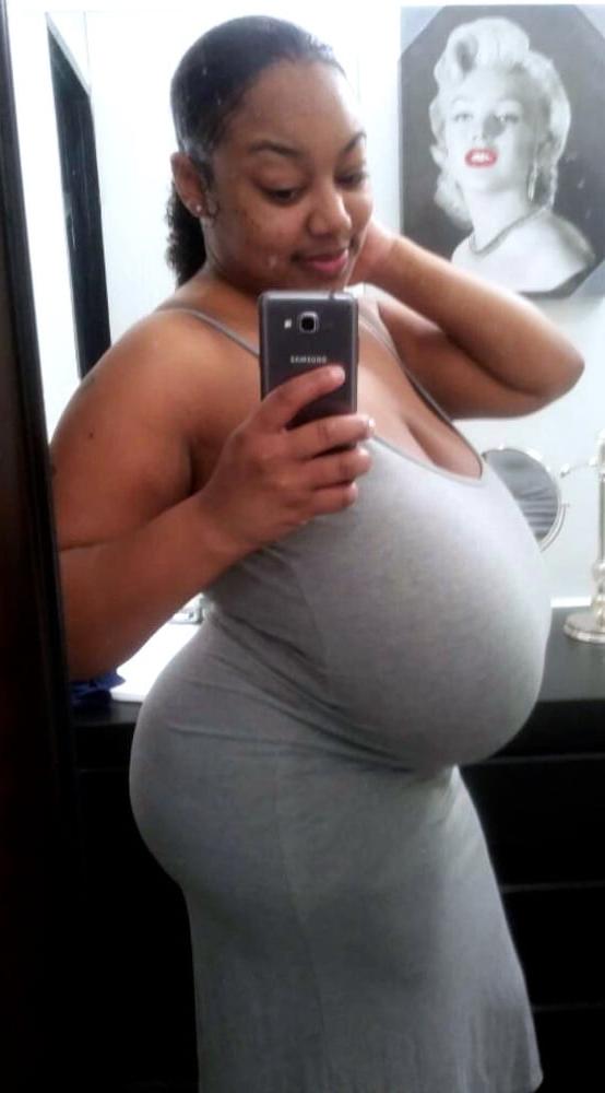 18P Big beautiful tits and ass