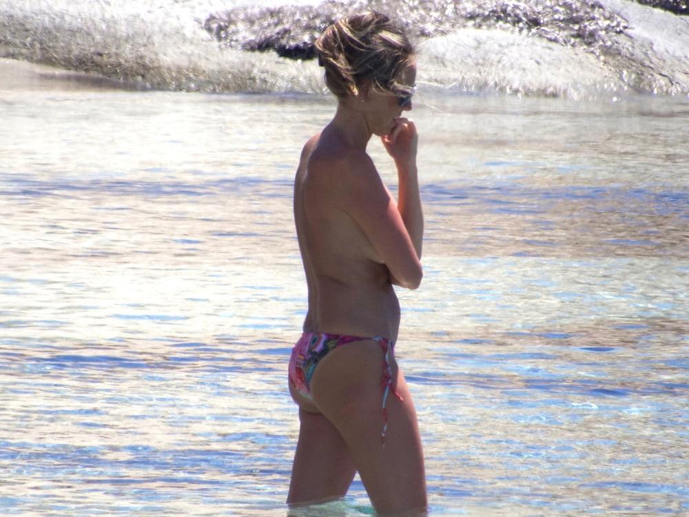 6P Italian mom big white tits topless beach Naxos