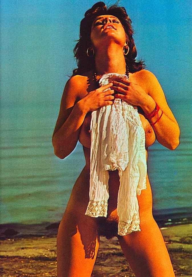 25P Spectacular Vintage Tits 11