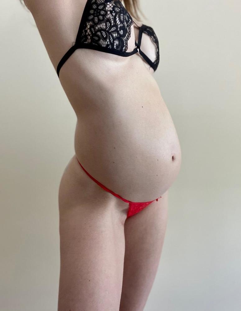 25P Pregnant 422