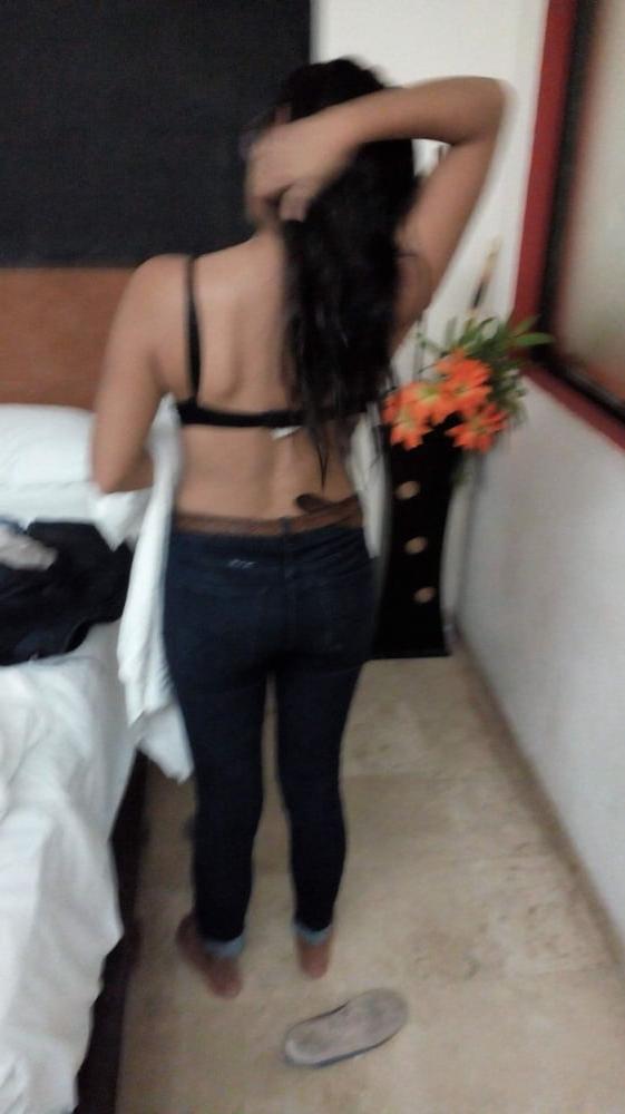 17P Stupid medical slut Itzel