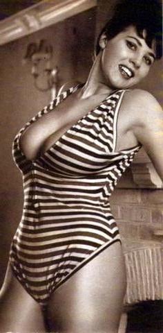 25P Marge Middleton - Vintage &amp; Retro