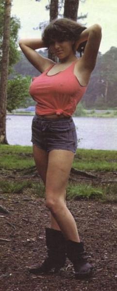 25P Virginia Felsom - Vintage &amp; Retro