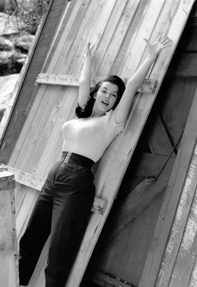 15P Pat Lawler, vintage model