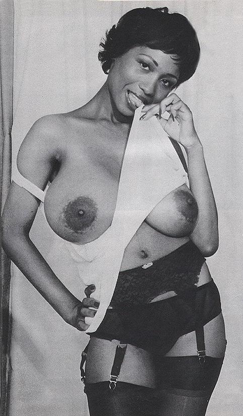 25P Sylvia McFarland - Vintage &amp; Retro