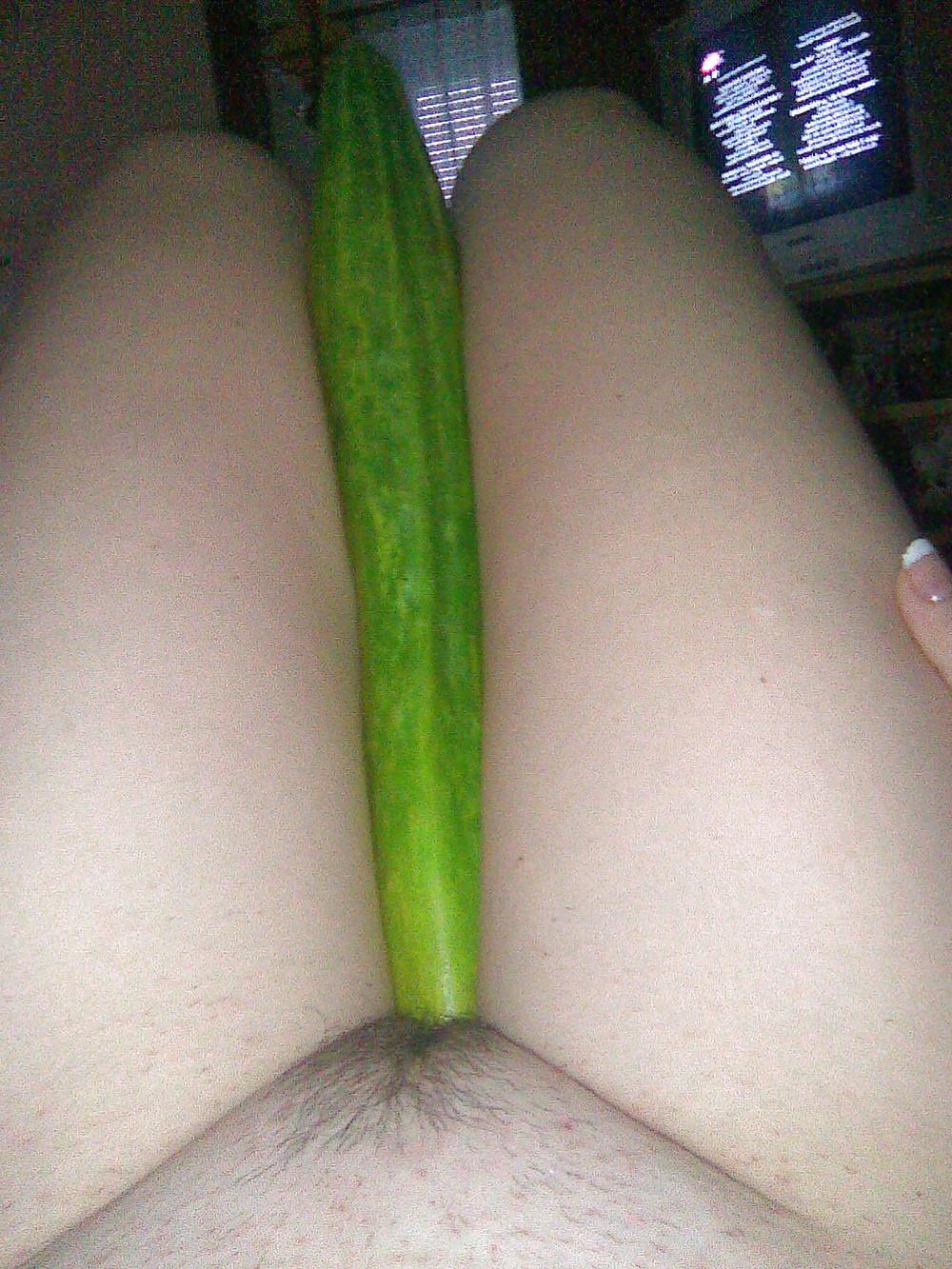 14P Mature Insertion Slut