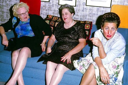 17P Vintage Milfs and Grannies