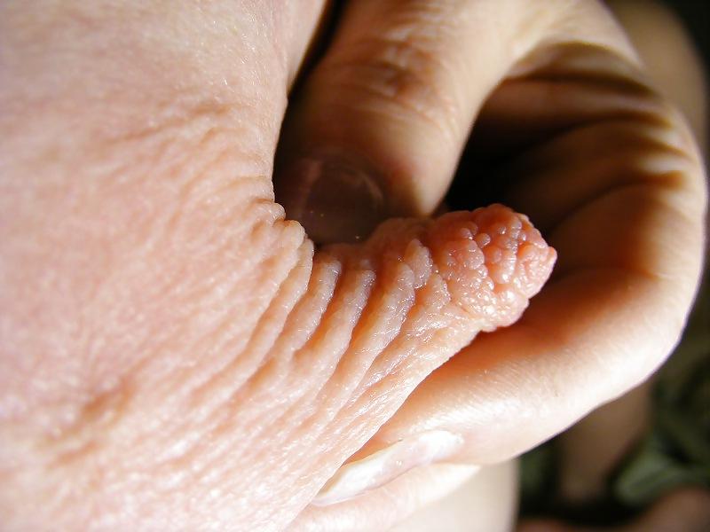 6P Kitty Pulling and Pinching Her Nipples II