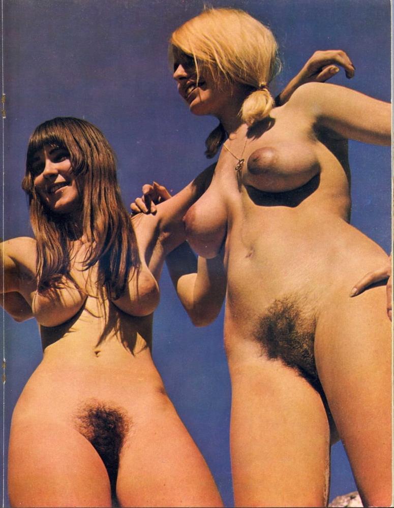 25P Vintage Hairy Women