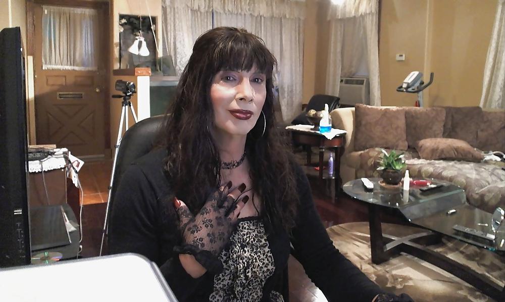 25P Tramping in the motel on oct- 12- 2011  video comeing soon