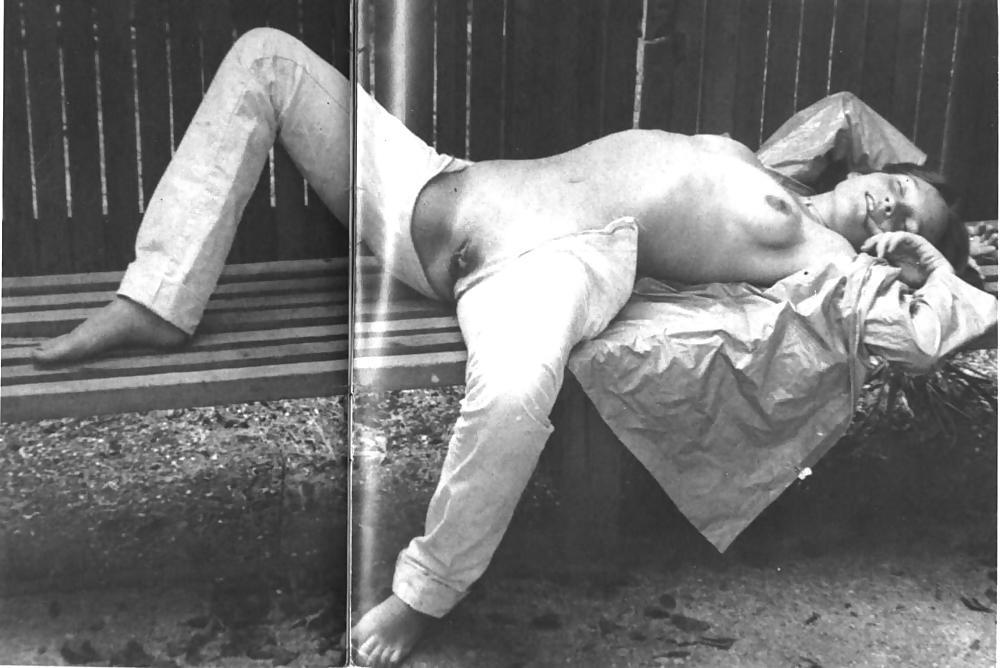 16P Unknown Vintage Teen