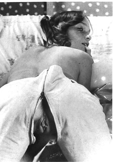 16P Unknown Vintage Teen