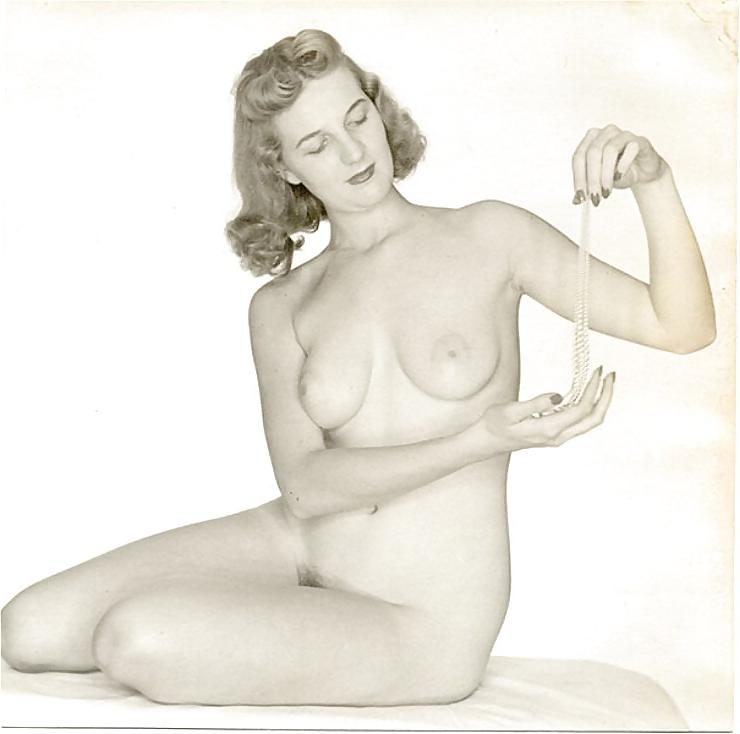 25P Vintage Tits & Pussy 2