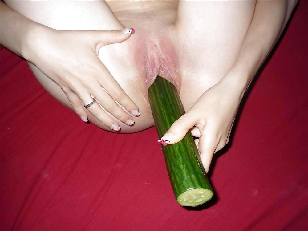 25P CUCUMBER SLUT