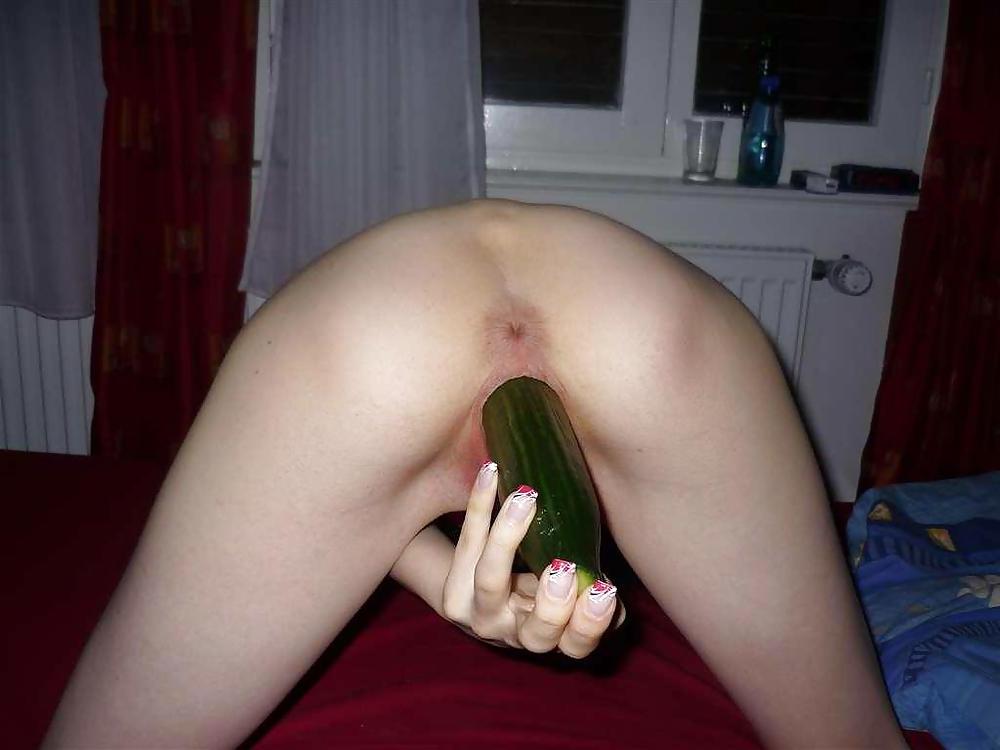 25P CUCUMBER SLUT