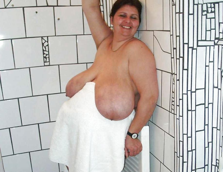 20P Busty women 194 (Saggy tits special)