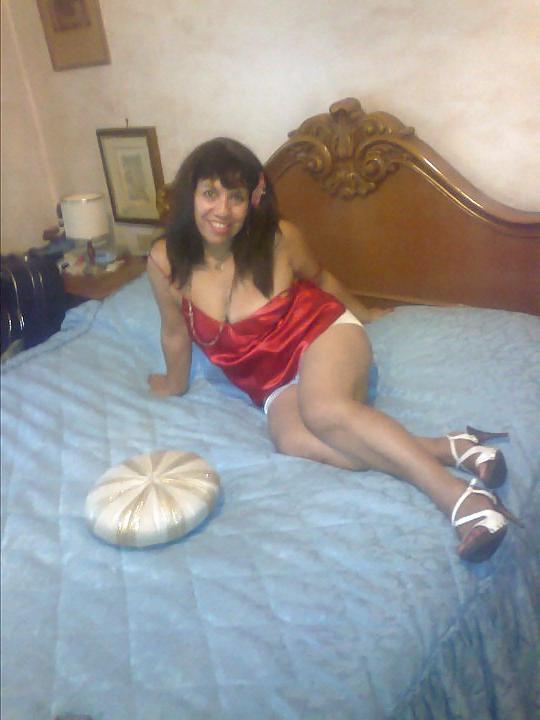 24P Sexy Milf Latina Gemma