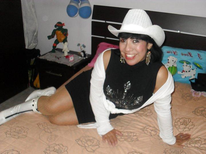 24P Sexy Milf Latina Gemma