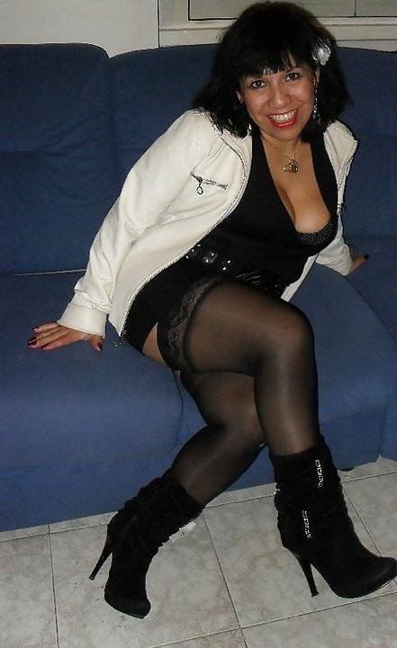 24P Sexy Milf Latina Gemma