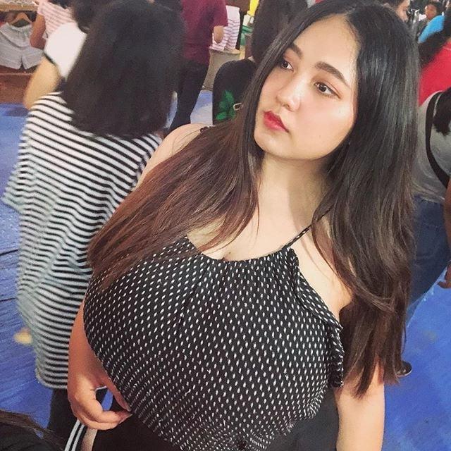 25P Big titty Biene - HUGE tits growing bigger every day