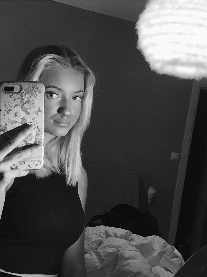 25P sexy swedish hoe