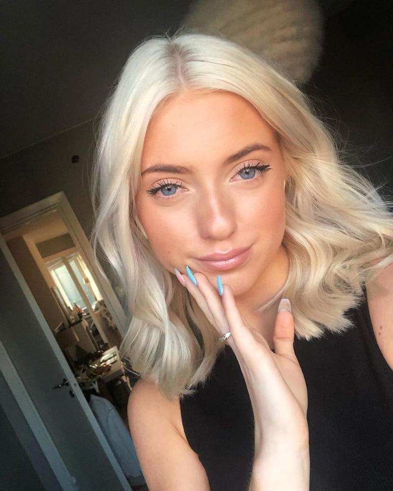 25P sexy swedish hoe