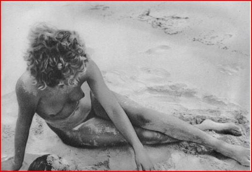 25P Naked people of vintage photos Vol. 23