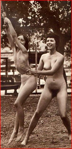 25P Naked people of vintage photos Vol. 23