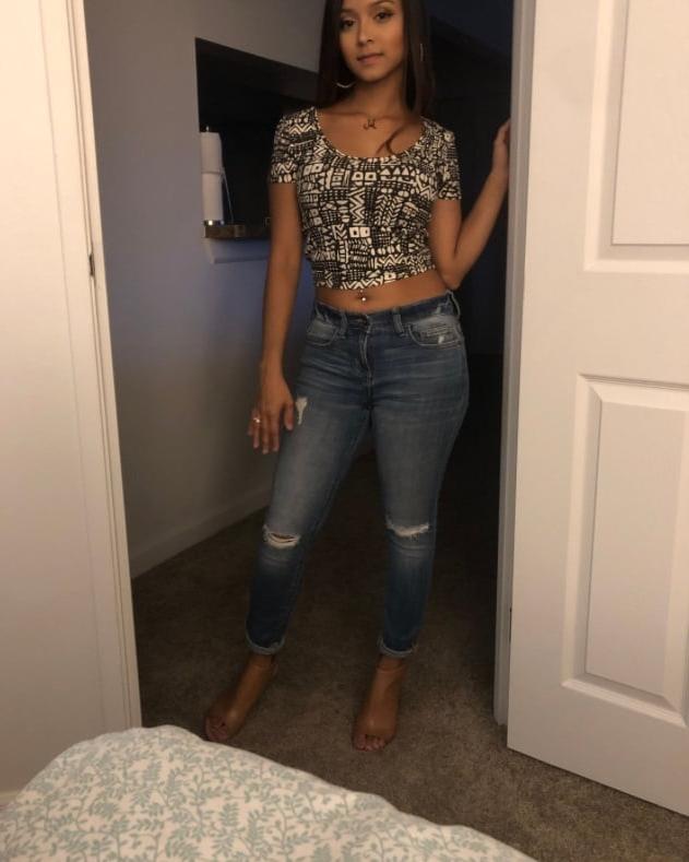 8P Hot gf exposed by boyfriend