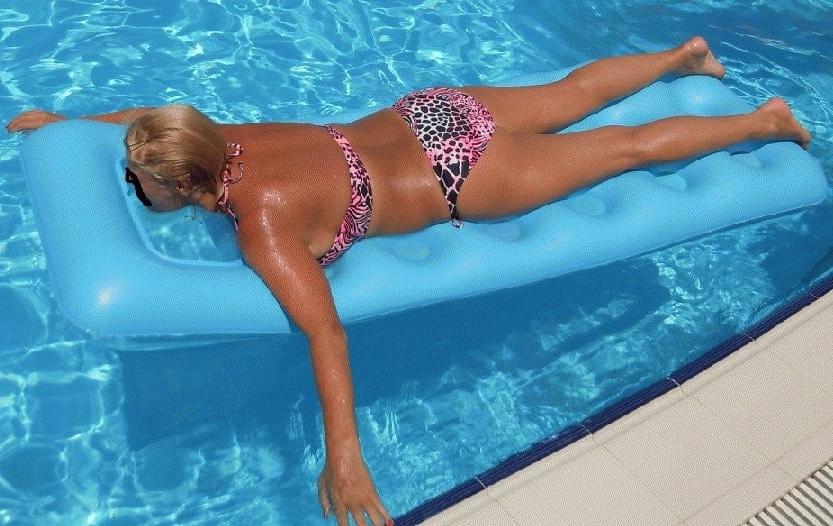 25P Matures in the pool 4