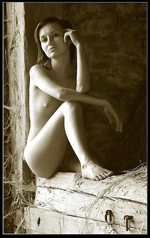 14P Israeli girl: Vered wildcat