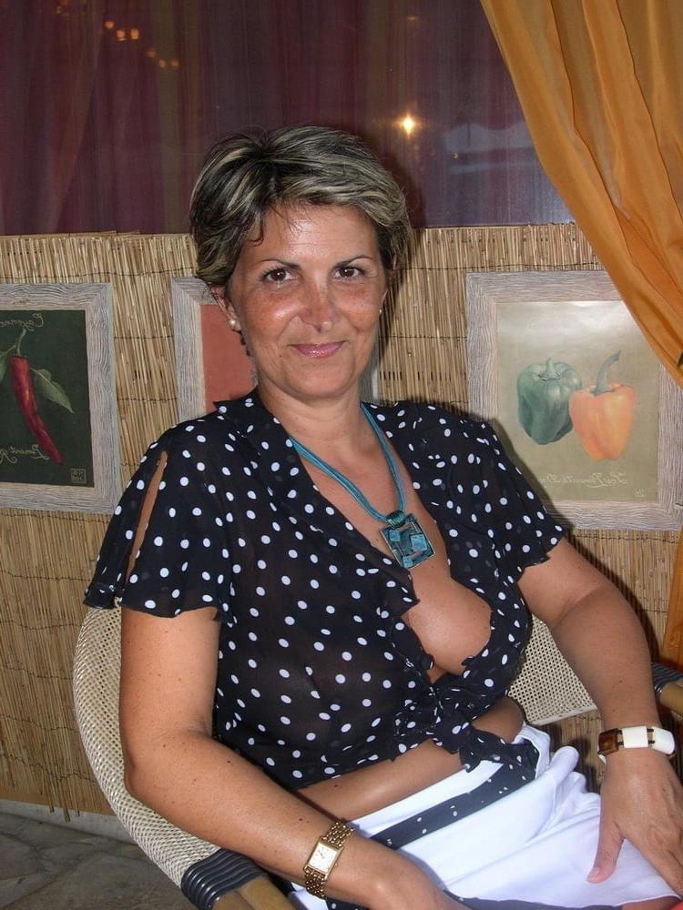 17P The Hibiscus Tattoo