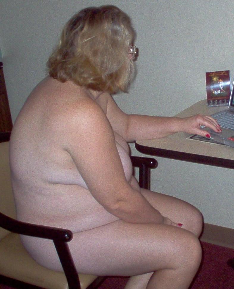 7P BBW with saggy tits
