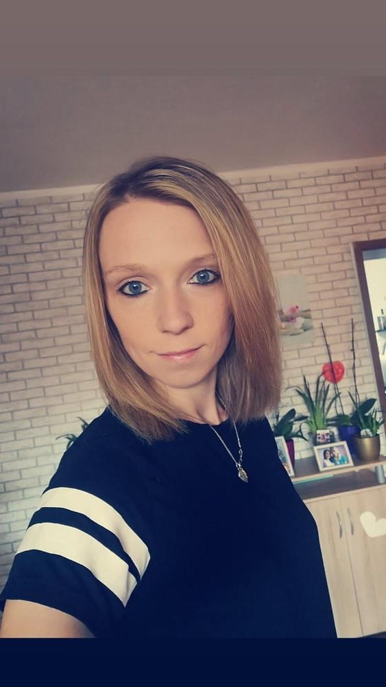 12P polish slut Milutkaa..sunia z Polski lubi komentarze