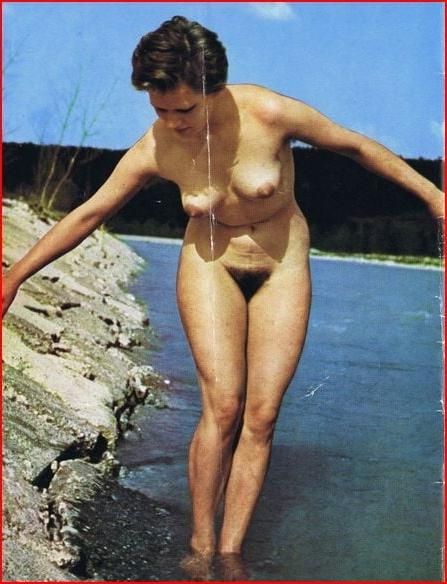 20P Naked people of vintage photos Vol. 21