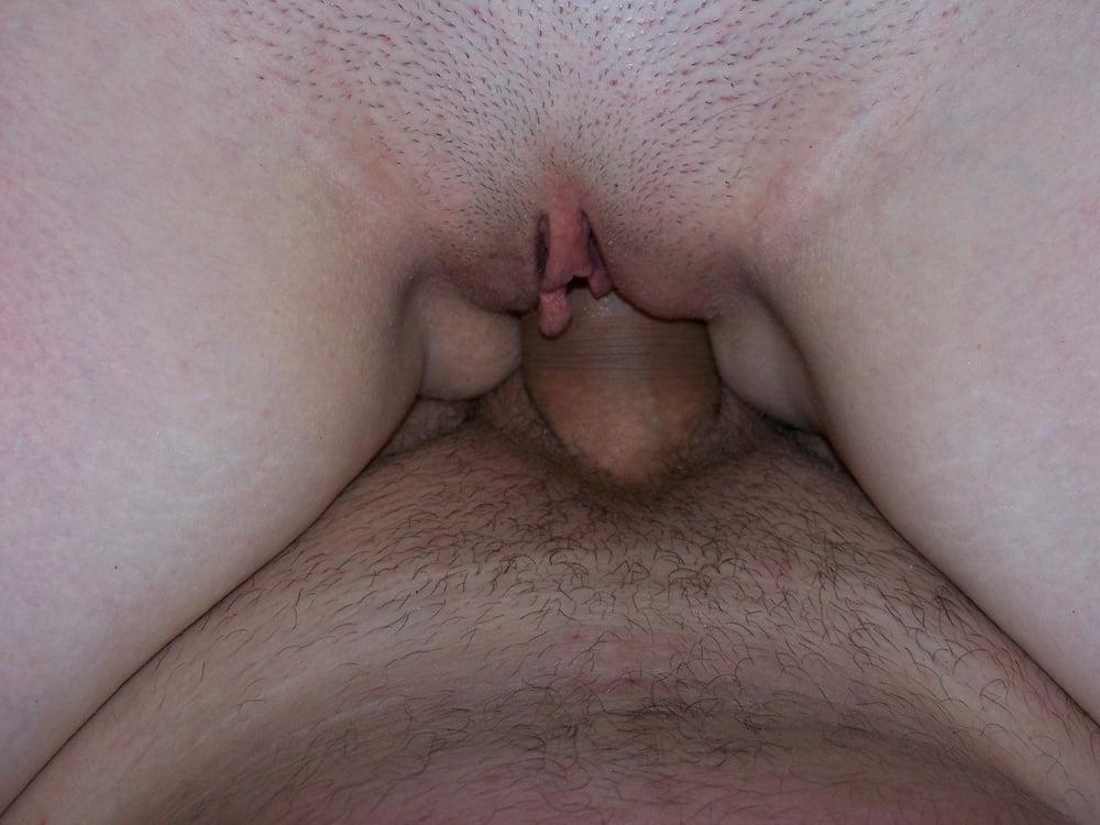 25P Sexy blond posing and sucking