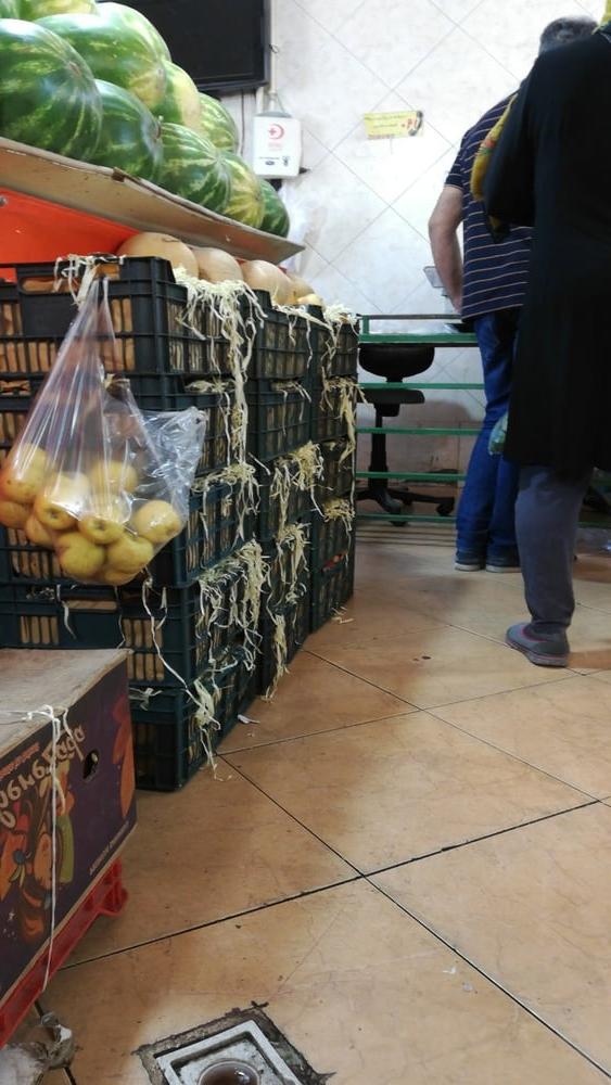 25P Iranian woman stocking white 1