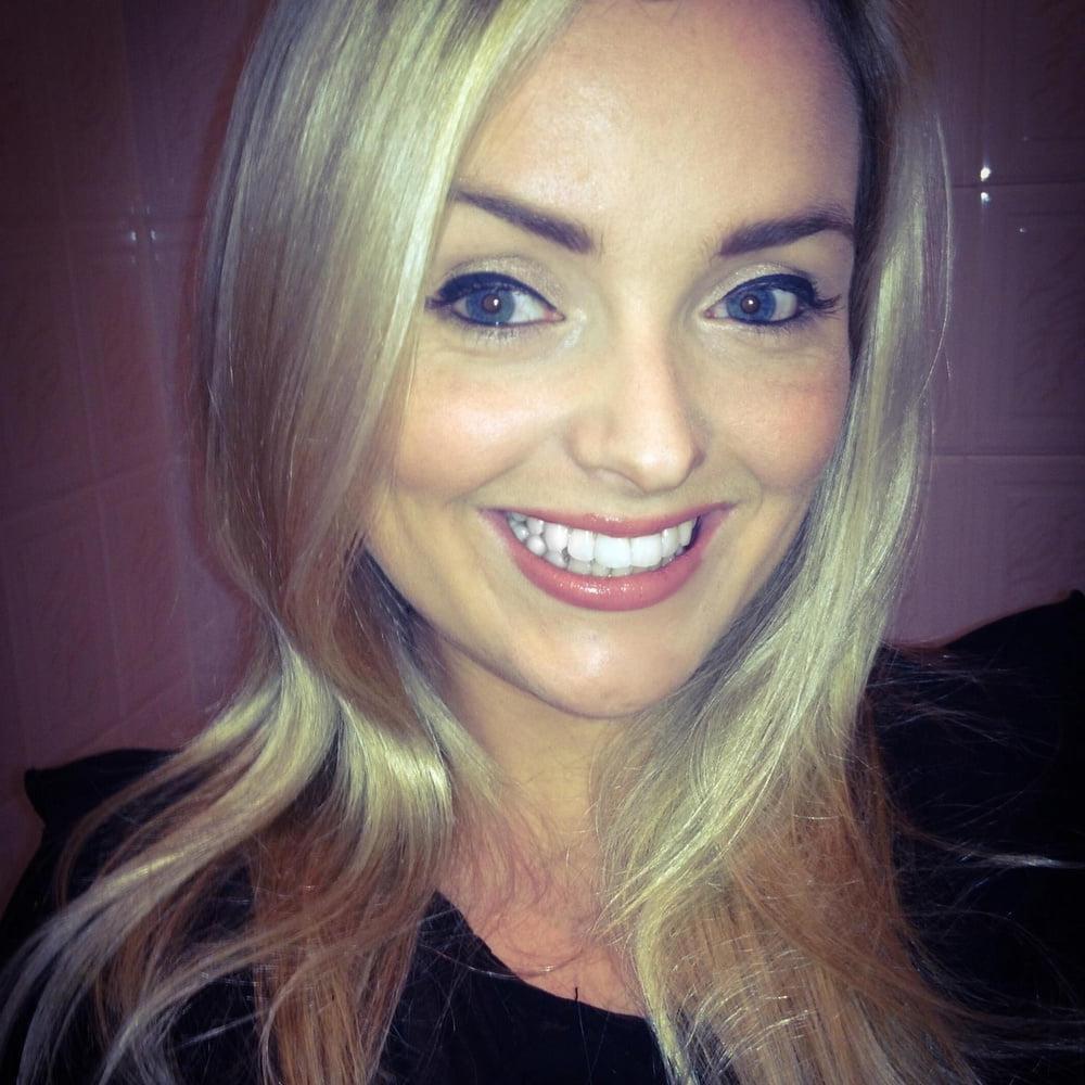 25P Irish Blonde Milf