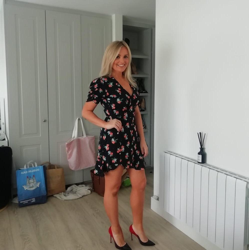 25P Irish Blonde Milf