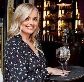 25P Irish Blonde Milf