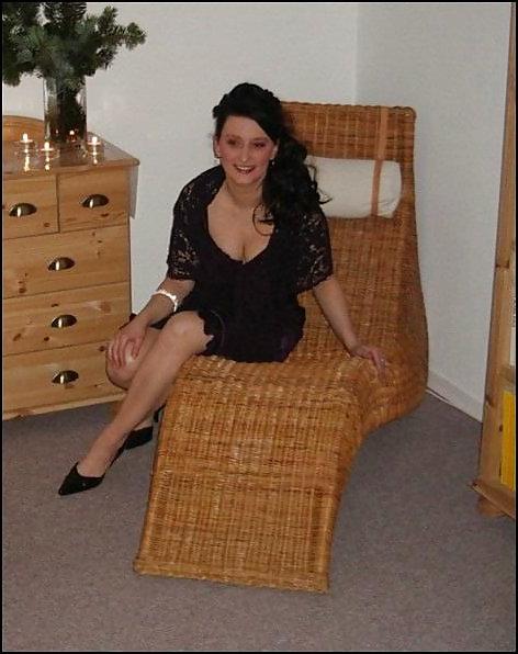 17P Brunette wife posing