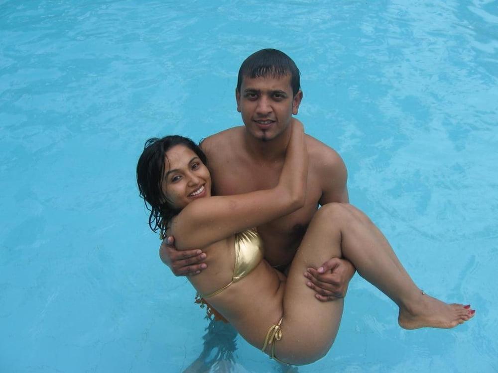 6P Sexy Pool Couples