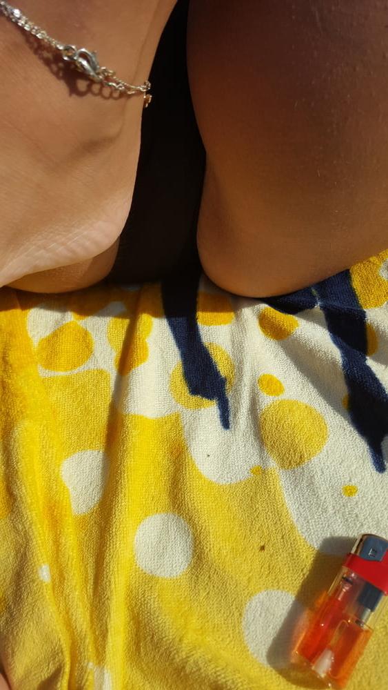 25P Yng Gf's sexy body in bikini pool