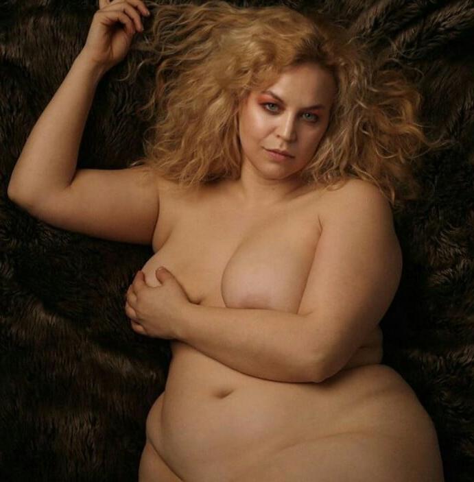 21P Beautiful Woman
