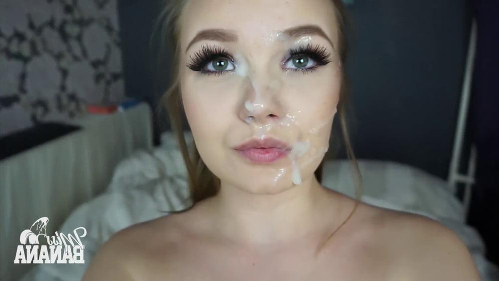 25P Miss Banana, a naugty internet slut