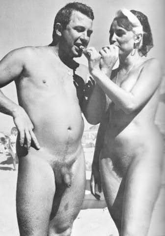 25P Naked Vintage Girls 68