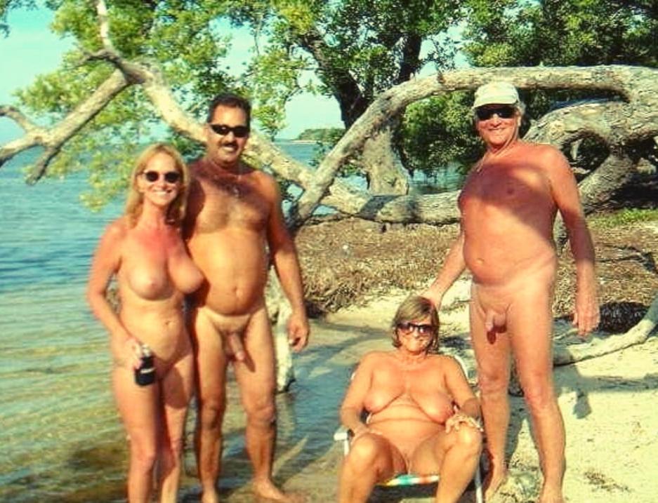 25P Naked Vintage Girls 68