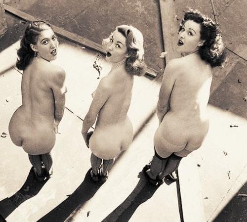 25P Vintage Nudists 36